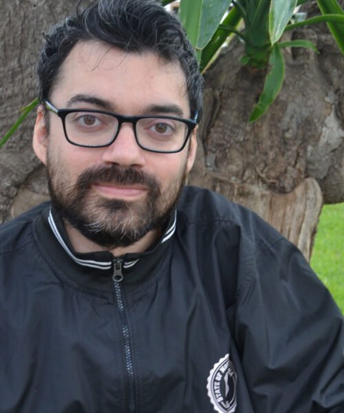 Alejandro Fuster Román cautiva con ‘Los misterios de Jembruk: El despertar’, su primera novelística de invención jovial