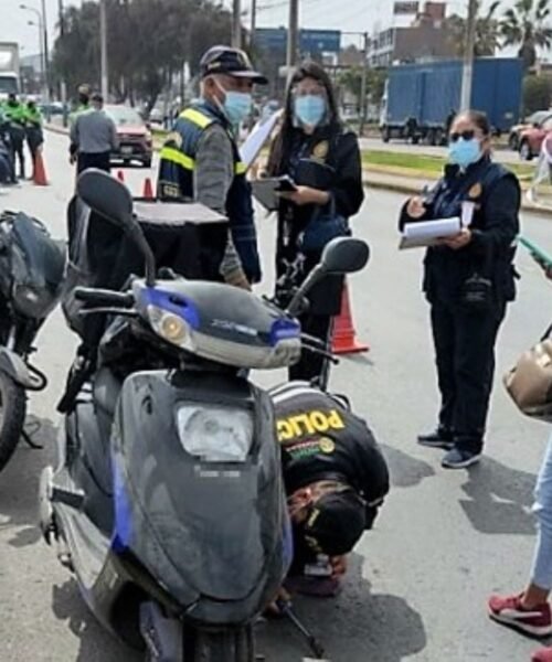 Alcalde de Los Olivos planteó prohibir la circulación de motos