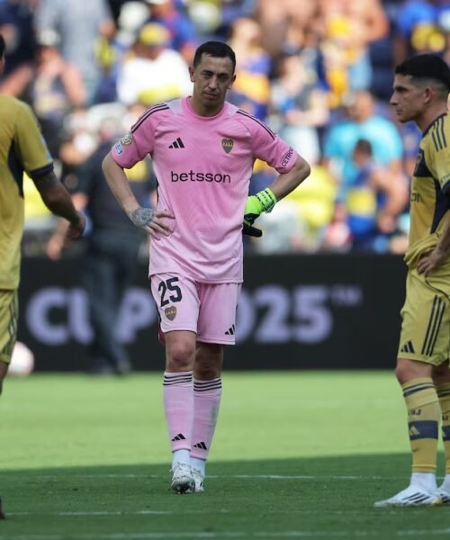 Boca Juniors empañó su Mundial cuando tuvo que ir a ganar