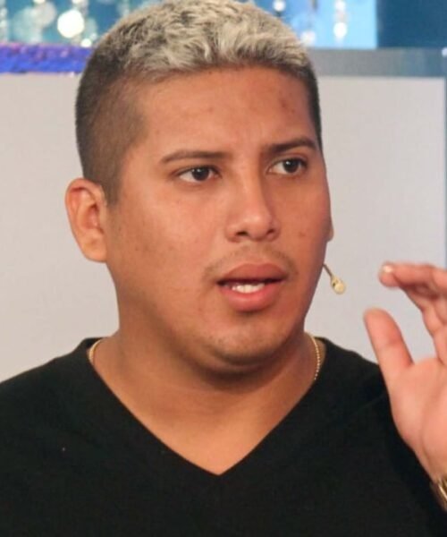 Luis Caycho es acusado de abuso sexual en España: Me sujeta y me tira a la cama (VIDEO)