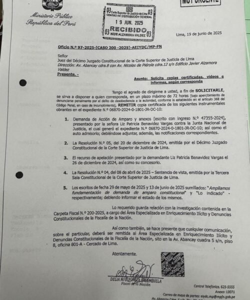 Delia Espinoza desesperada sigue violando la ley