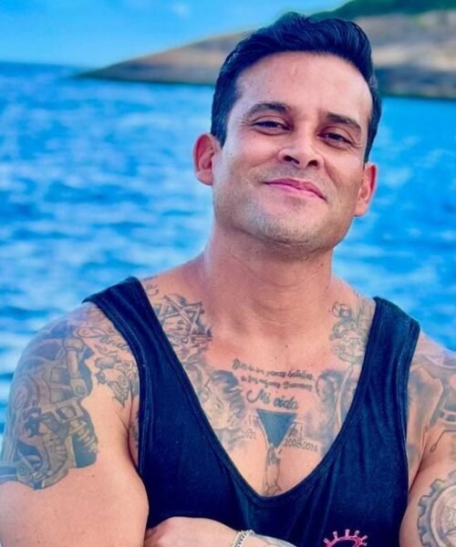 Hijo de Leonard León sobre Christian Domínguez: “El verdadero papá en mi vida eres tú”