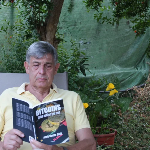 José Coello Sútil irrumpe en la ficción contemporánea con una novela tan actual como necesaria