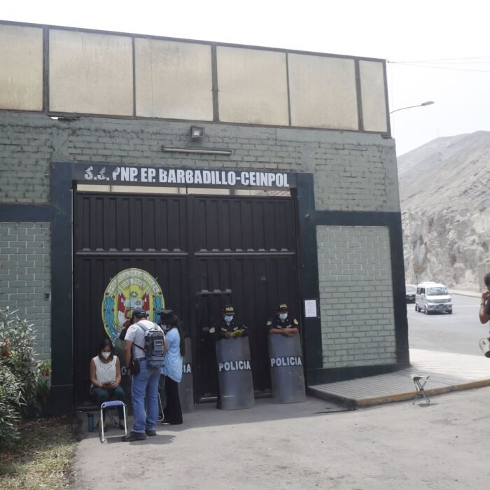 Humala y Vizcarra denuncian vulneración de la intimidad tras filtración de fotos de requisas