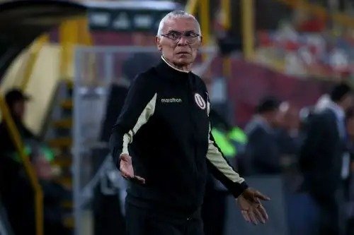 DT Héctor Cúper tras eliminación de la “U”: “Yo soy el responsable”