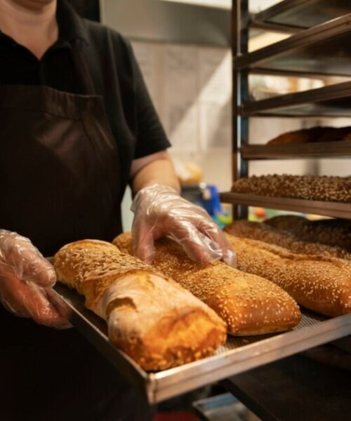 Panaderías en peligro: costo de insumos podría obligarlas a cerrar