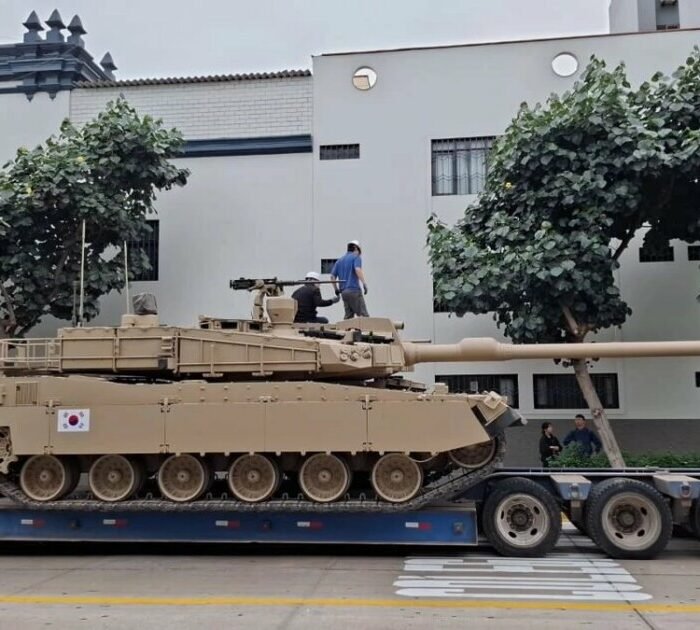 Por suspensión de contrato no pudieron desfilar los tanques coreanos K2 «Black Panther»